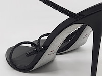 Paar pumps, maat 40, rene caovilla, black satin jet strass - afbeelding 9 van  11