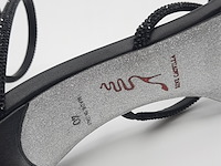 Paar pumps, maat 40, rene caovilla, black satin jet strass - afbeelding 2 van  11