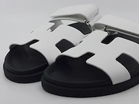 Paar sandalen, hermès, r011222100z 385 2411 - afbeelding 5 van  12