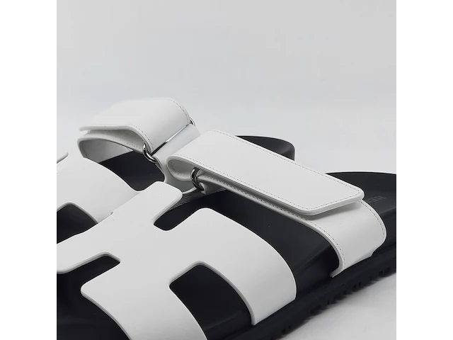 Paar sandalen, hermès, r011222100z 385 2411 - afbeelding 7 van  12
