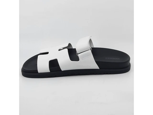 Paar sandalen, hermès, r011222100z 385 2411 - afbeelding 9 van  12