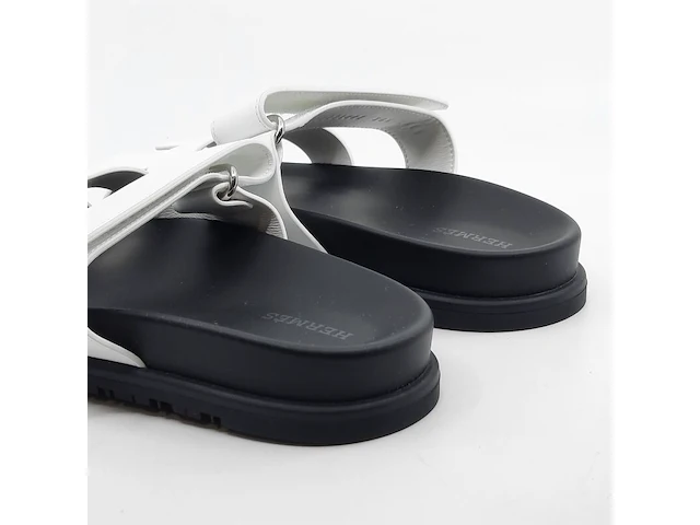 Paar sandalen, hermès, r011222100z 385 2411 - afbeelding 10 van  12