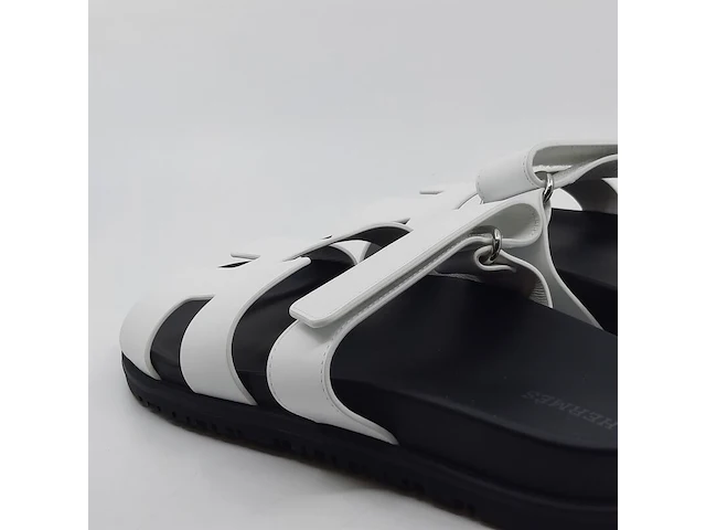 Paar sandalen, hermès, r011222100z 385 2411 - afbeelding 11 van  12