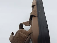 Paar sandalen, maat 10, fendi - afbeelding 2 van  11