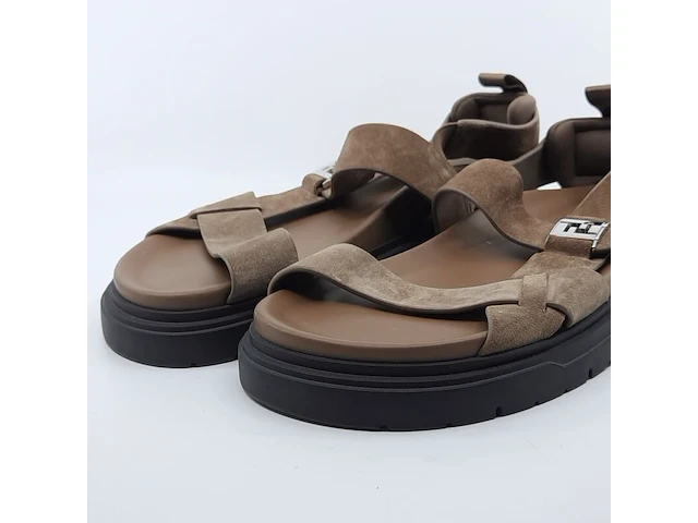 Paar sandalen, maat 10, fendi - afbeelding 4 van  11