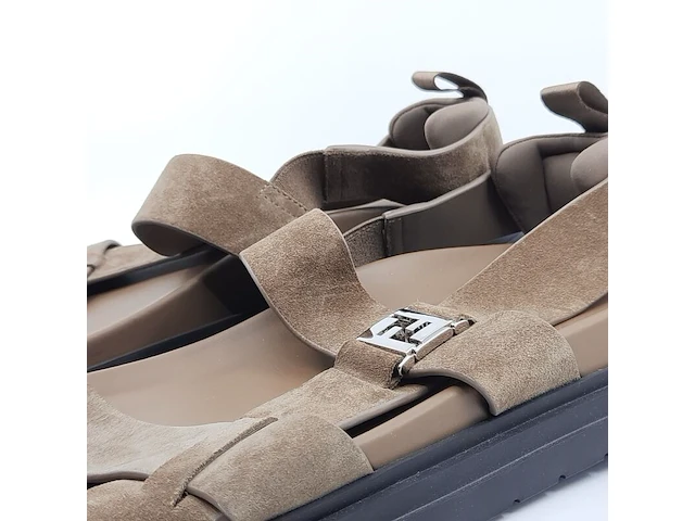 Paar sandalen, maat 10, fendi - afbeelding 6 van  11