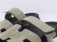Paar sandalen - afbeelding 6 van  11
