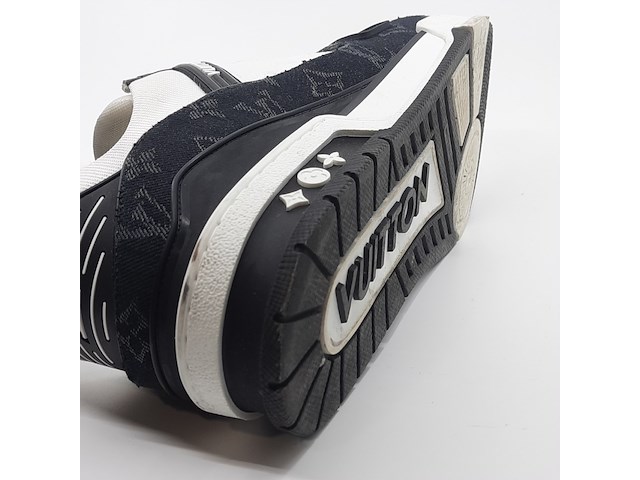 Paar schoenen, maat 10, louis vuitton, dd 0234 - afbeelding 2 van  10