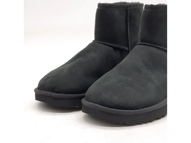 Paar schoenen, maat 37, ugg, 1016222 - afbeelding 2 van  8