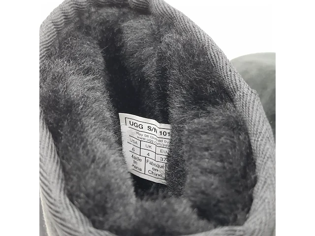 Paar schoenen, maat 37, ugg, 1016222 - afbeelding 7 van  8