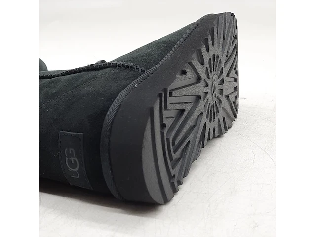 Paar schoenen, maat 37, ugg, 1016222 - afbeelding 8 van  8
