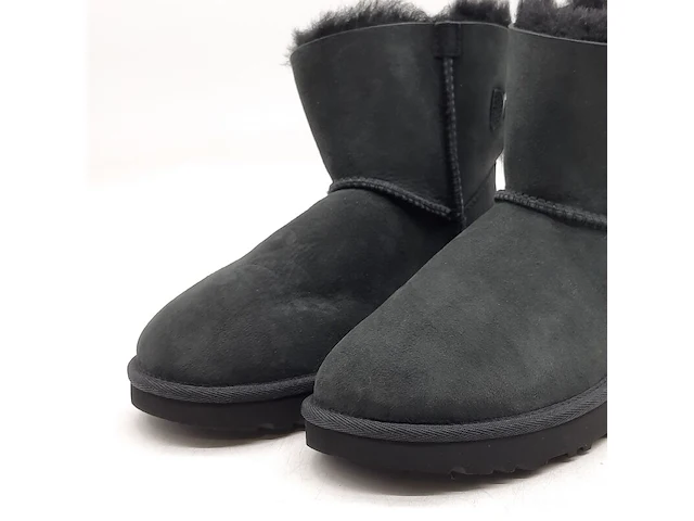 Paar schoenen, maat 37, ugg, 1016501 - afbeelding 2 van  8