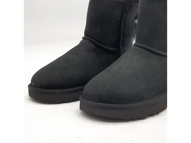 Paar schoenen, maat 37, ugg, 1016501 - afbeelding 2 van  8