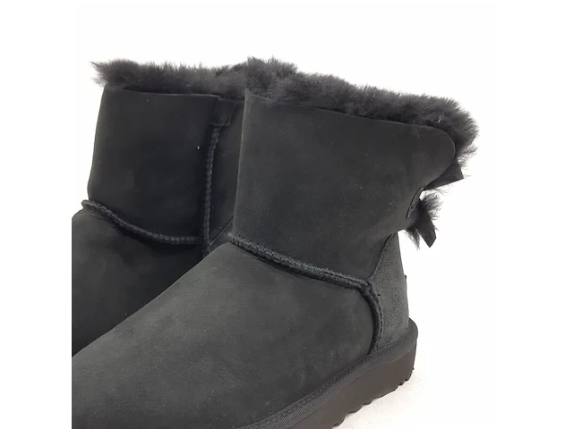 Paar schoenen, maat 37, ugg, 1016501 - afbeelding 3 van  8