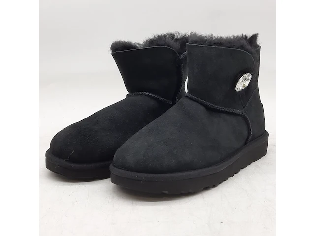 Paar schoenen, maat 37, ugg, 1016554 - afbeelding 1 van  9