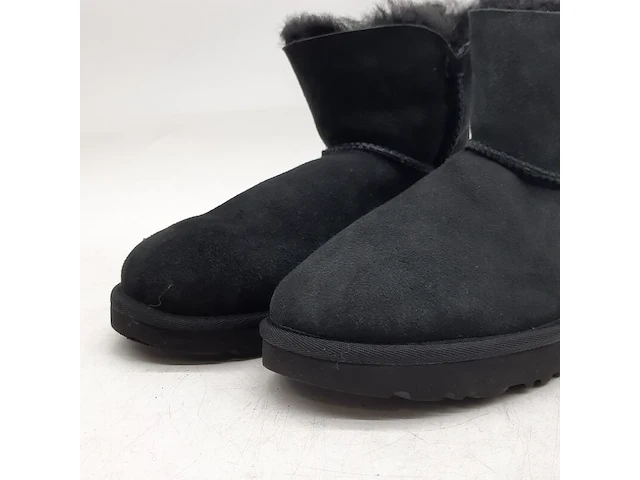 Paar schoenen, maat 37, ugg, 1016554 - afbeelding 2 van  9