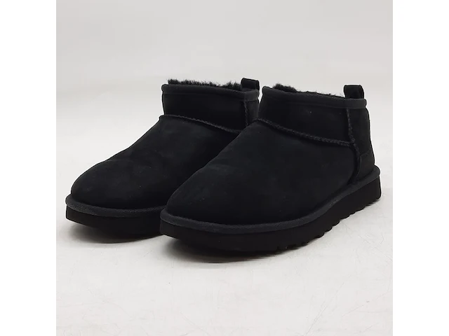 Paar schoenen, maat 37, ugg, 1116109 - afbeelding 1 van  9