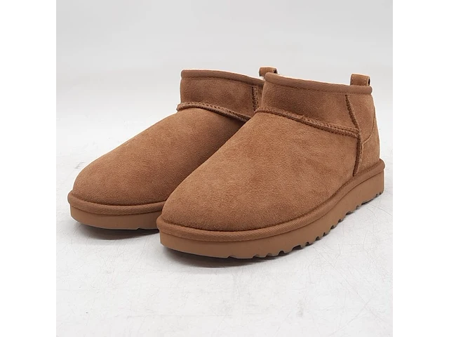 Paar schoenen, maat 37, ugg, 1116109 - afbeelding 1 van  8