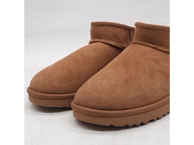 Paar schoenen, maat 37, ugg, 1116109 - afbeelding 2 van  8