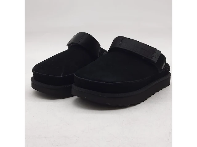 Paar schoenen, maat 37, ugg, 1138252 - afbeelding 1 van  9