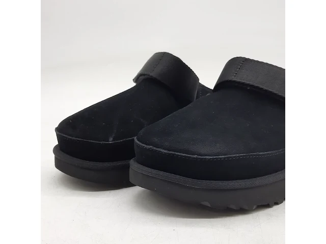 Paar schoenen, maat 37, ugg, 1138252 - afbeelding 2 van  9