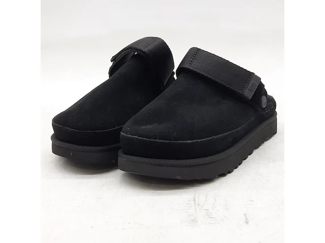 Paar schoenen, maat 37, ugg, 1138252 - afbeelding 1 van  8