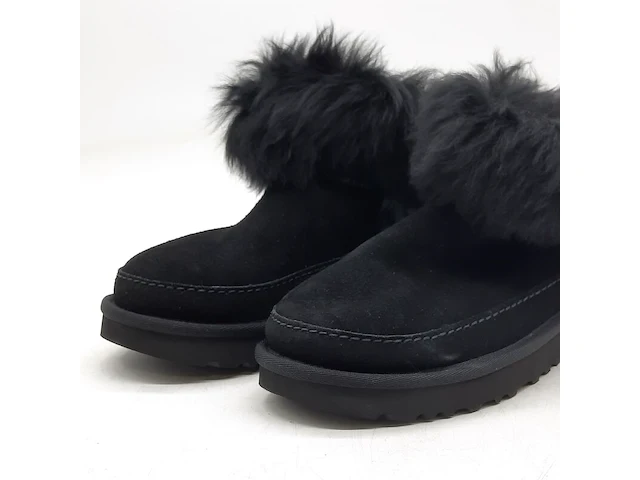 Paar schoenen, maat 37, ugg, 1173832 - afbeelding 2 van  8