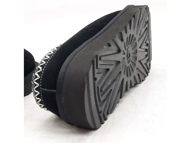 Paar schoenen, maat 37, ugg, 5955 - afbeelding 8 van  8
