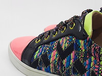 Paar schoenen, maat 37,5, christian louboutin - afbeelding 8 van  10