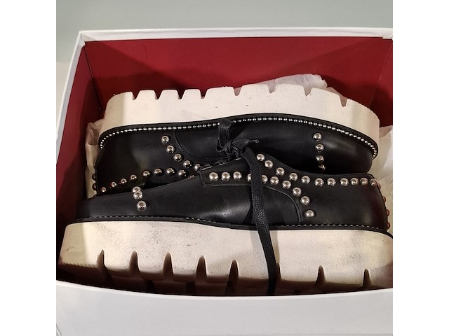 Paar schoenen, maat 38, angelo bervicato - afbeelding 2 van  10