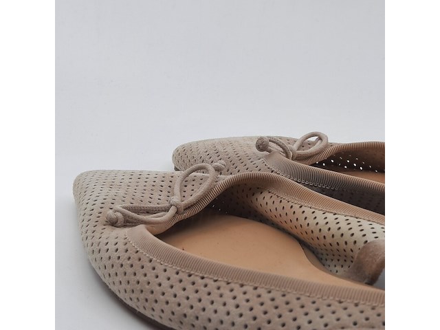 Paar schoenen, maat 38, christian louboutin - afbeelding 2 van  14