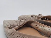 Paar schoenen, maat 38, christian louboutin - afbeelding 2 van  14