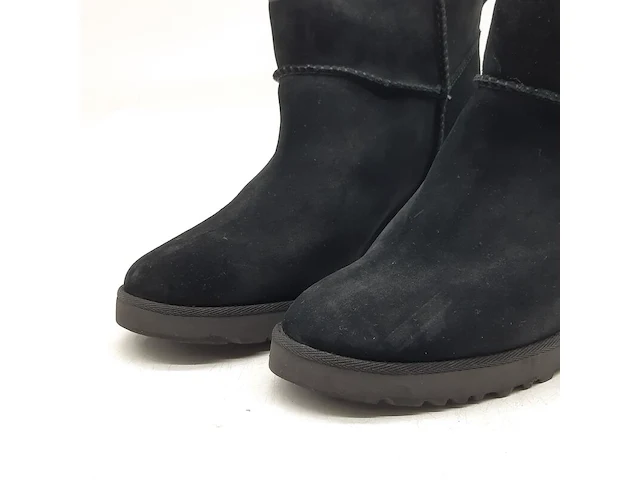 Paar schoenen, maat 38, ugg, 1104609 - afbeelding 2 van  8