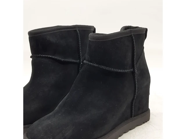 Paar schoenen, maat 38, ugg, 1104609 - afbeelding 3 van  8