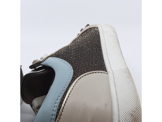 Paar schoenen, maat 39 1/2, louboutin - afbeelding 2 van  12