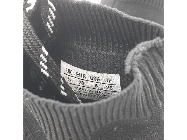 Paar schoenen, maat 39, balenciaga - afbeelding 9 van  10