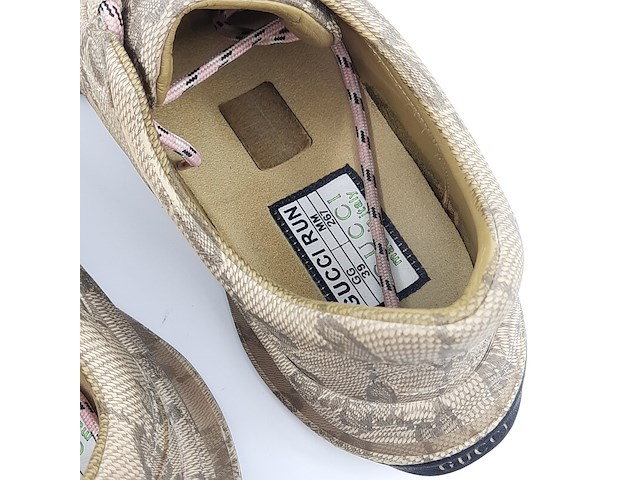 Paar schoenen, maat 39, gucci - afbeelding 9 van  10