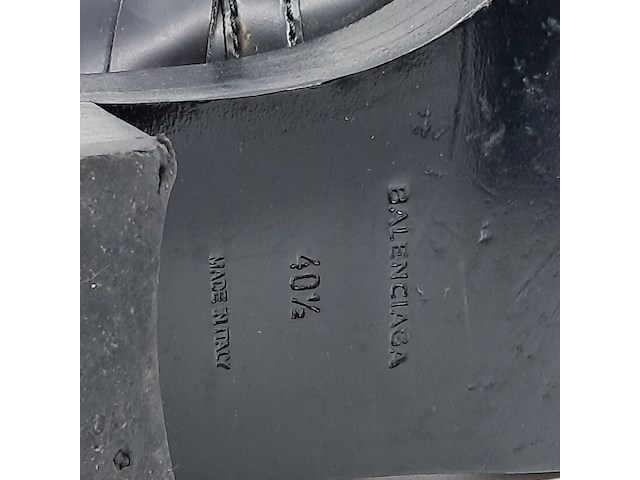 Paar schoenen, maat 40 1/2, balenciaga - afbeelding 9 van  10
