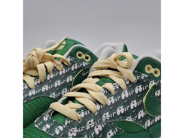 Paar schoenen, maat 40 1/2, nike, air max cj0609-300 - afbeelding 4 van  12