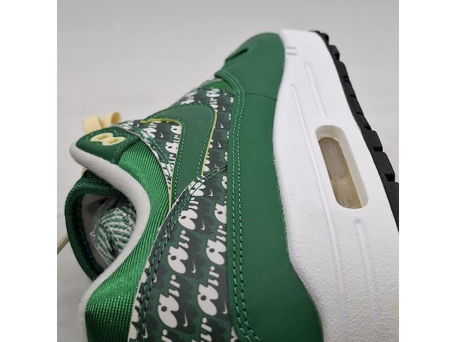 Paar schoenen, maat 40 1/2, nike, air max cj0609-300 - afbeelding 9 van  12