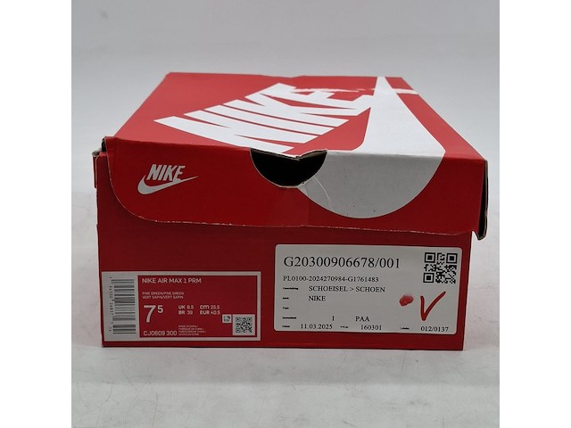 Paar schoenen, maat 40 1/2, nike, air max cj0609-300 - afbeelding 11 van  11