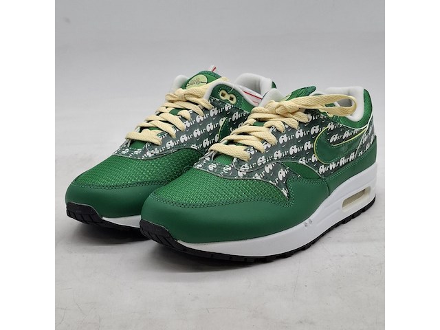 Paar schoenen, maat 40 1/2, nike, air max cj0609-300 - afbeelding 1 van  11