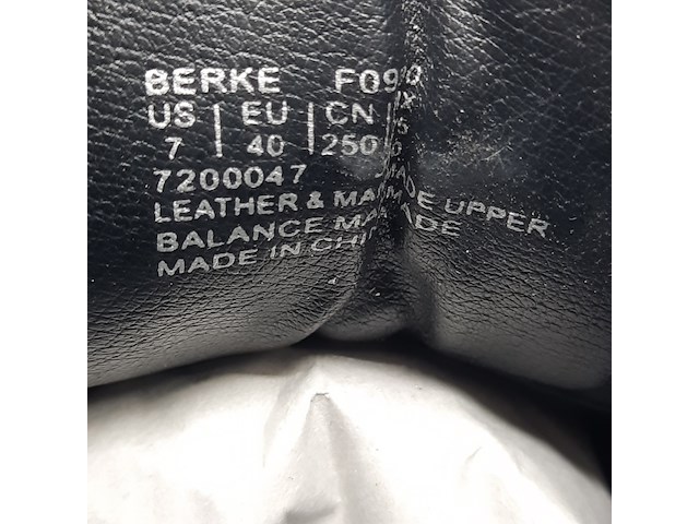 Paar schoenen, maat 40, calvin klein - afbeelding 8 van  9