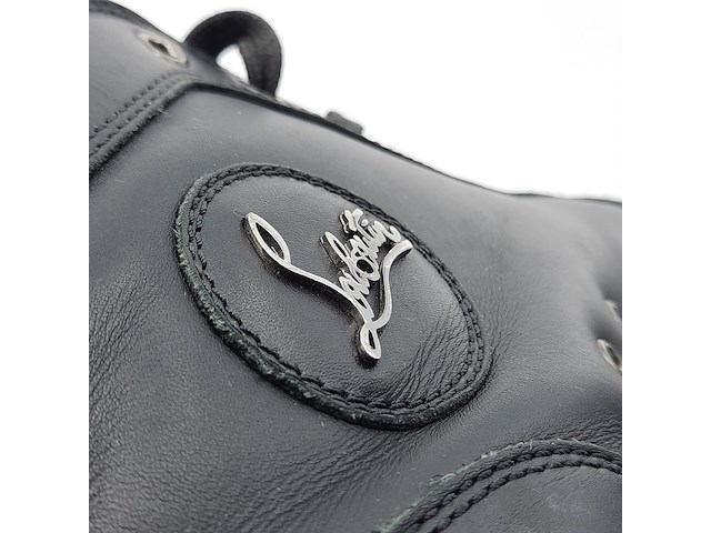 Paar schoenen, maat 40, louboutin - afbeelding 4 van  17