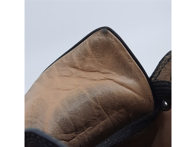 Paar schoenen, maat 40, louboutin - afbeelding 7 van  17