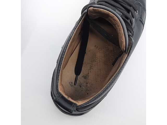 Paar schoenen, maat 40, louboutin - afbeelding 8 van  17