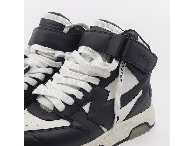 Paar schoenen, maat 40, off-white - afbeelding 7 van  13