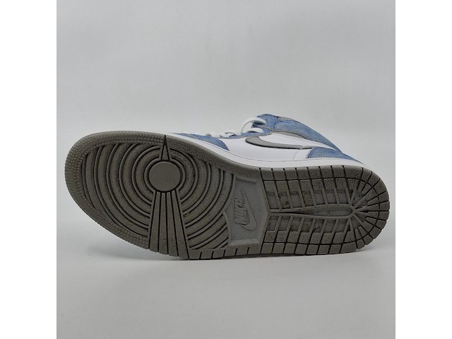 Paar schoenen, maat 40.5, nike air jordan, 555088-402 - afbeelding 5 van  7