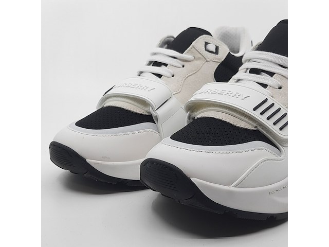 Paar schoenen, maat 41, burberry - afbeelding 5 van  12