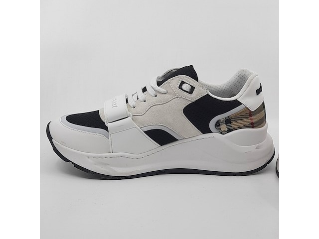 Paar schoenen, maat 41, burberry - afbeelding 9 van  12